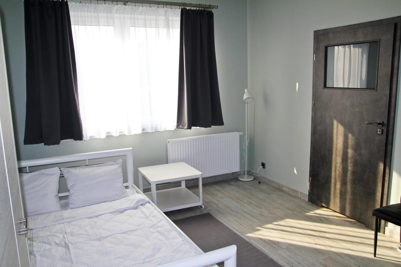 Motel Lunar Освенцим Экстерьер фото